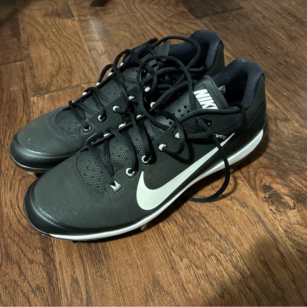 Nike Clipper Air metal baseball spikes